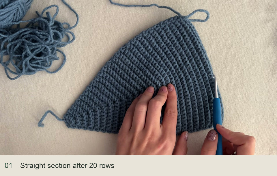 Fit the straight center section: Straight section after 20 rows