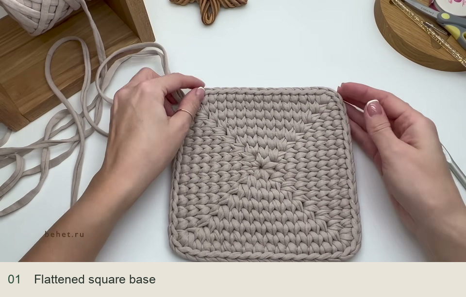 Flattened square base